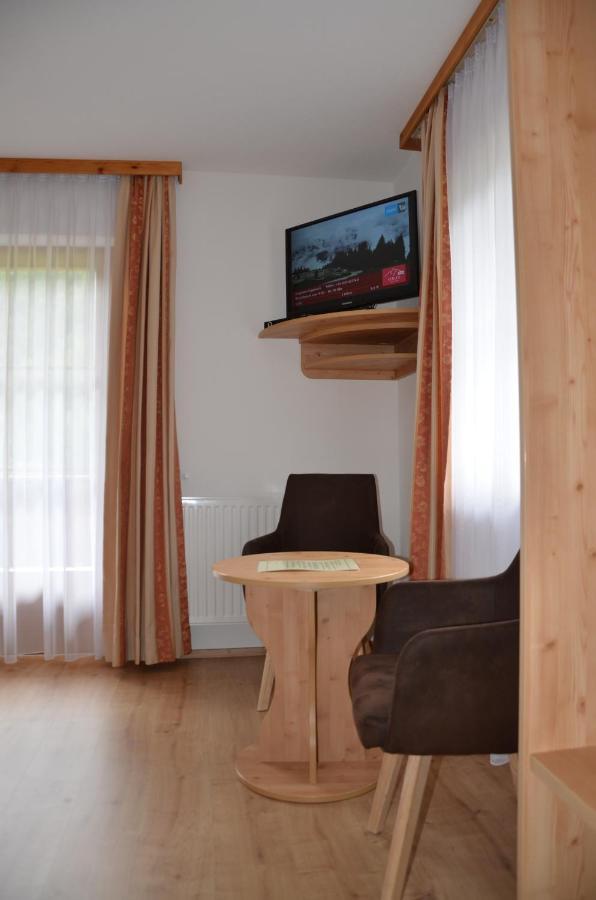 Haus Wally Neustift im Stubaital Esterno foto