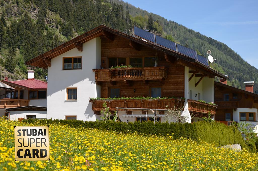 Haus Wally Neustift im Stubaital Esterno foto